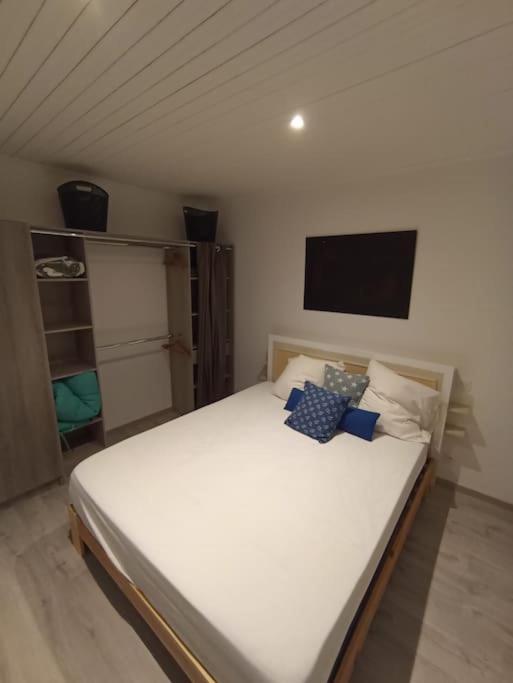 Superbe Appartement Renove A Neuf Centre Bourg Brem Sur Mer Ngoại thất bức ảnh